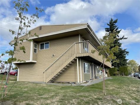 1422 Chestnut Street Everett WA 98201