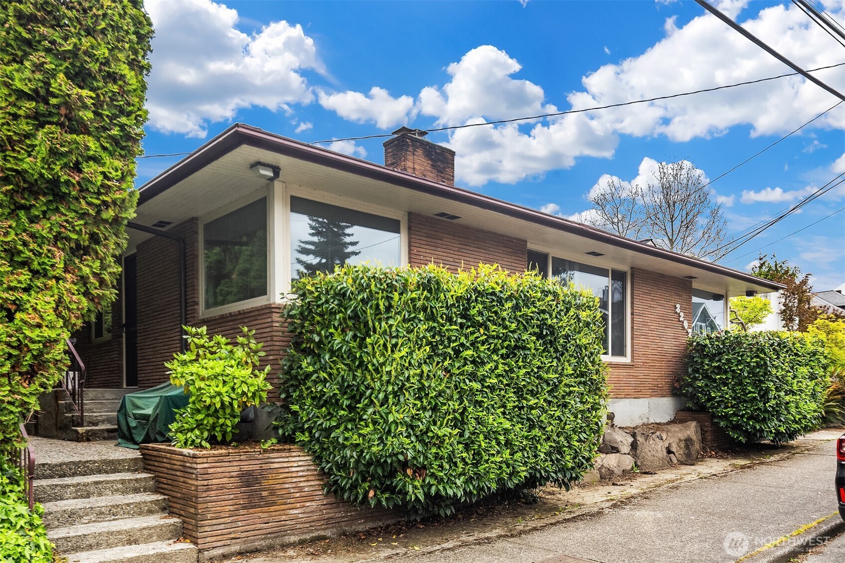 3207 NW 64th Street Seattle WA 98107