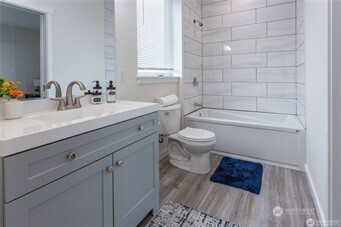 1024 N 8th Street Mount Vernon WA 98273