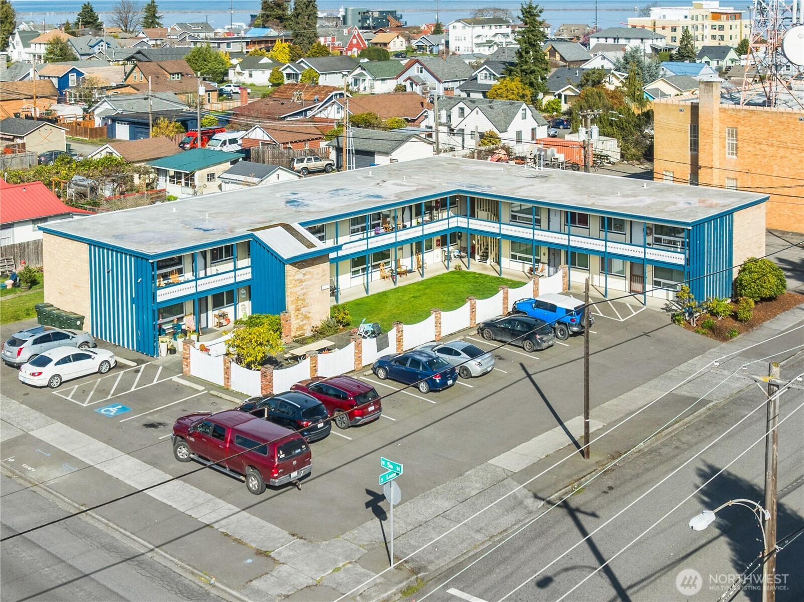 402 Laurel Street Port Angeles WA 98362