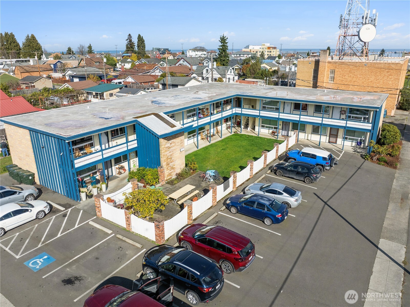 402 Laurel Street Port Angeles WA 98362
