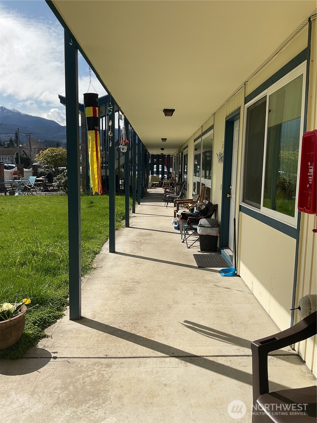 402 Laurel Street Port Angeles WA 98362