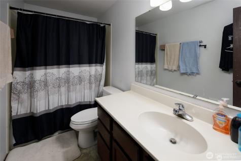 1205 130th Street S Tacoma WA 98444