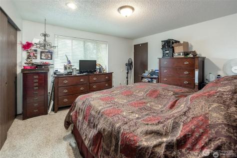 1205 130th Street S Tacoma WA 98444