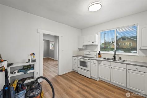 2204 S 12th Street Tacoma WA 98405