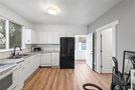 2204 S 12th Street Tacoma WA 98405