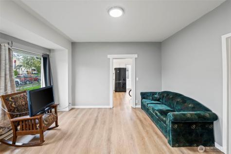 2204 S 12th Street Tacoma WA 98405