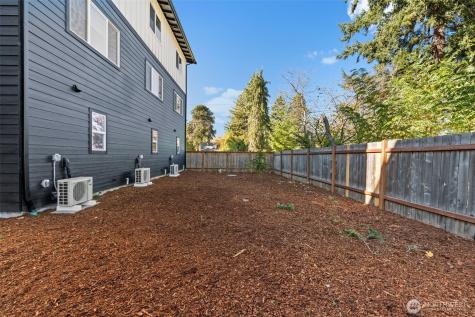 313 118th Street S Tacoma WA 98444