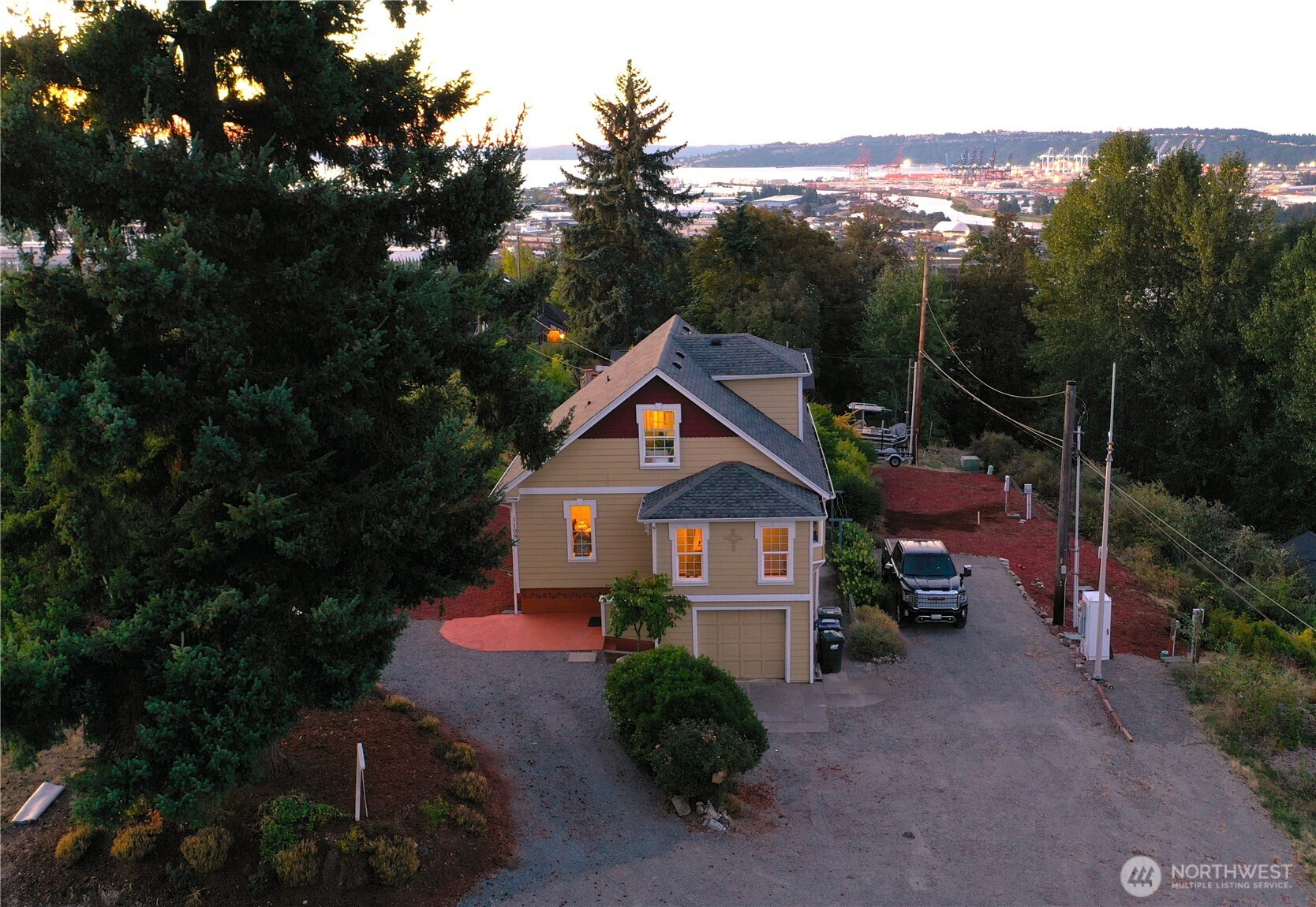 1109 E 31 Street Tacoma WA 98404