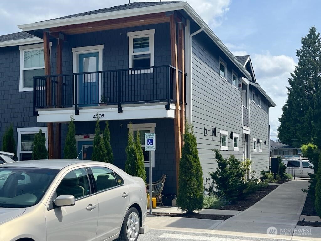 4501 6th Avenue Tacoma WA 98406