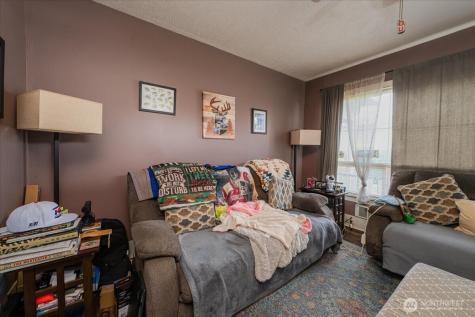 1413 23rd Street Everett WA 98201