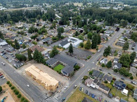 219 5th Avenue NE Puyallup WA 98372