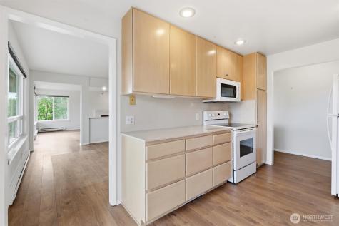 1318 W Barrett Street Seattle WA 98119