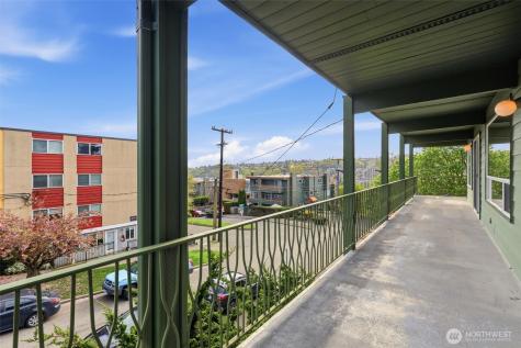 1318 W Barrett Street Seattle WA 98119