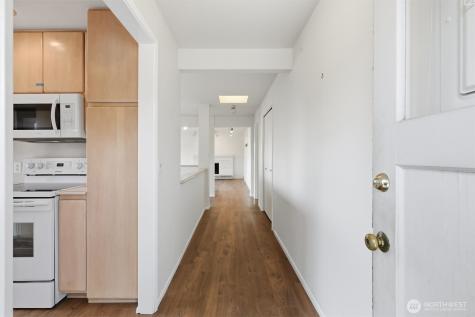 1318 W Barrett Street Seattle WA 98119