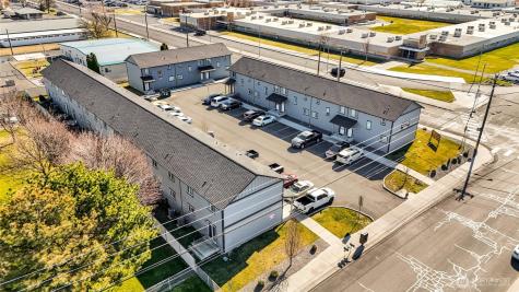 1525 S Monroe Street Moses Lake WA 98837