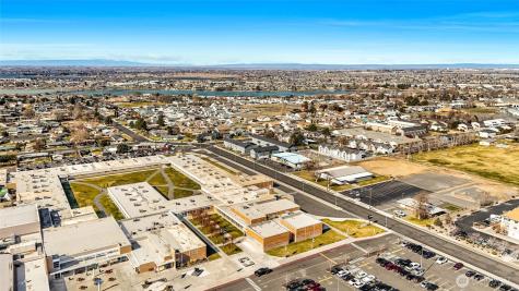 1525 S Monroe Street Moses Lake WA 98837