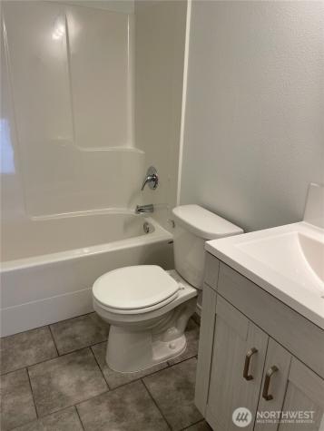 1525 S Monroe Street Moses Lake WA 98837