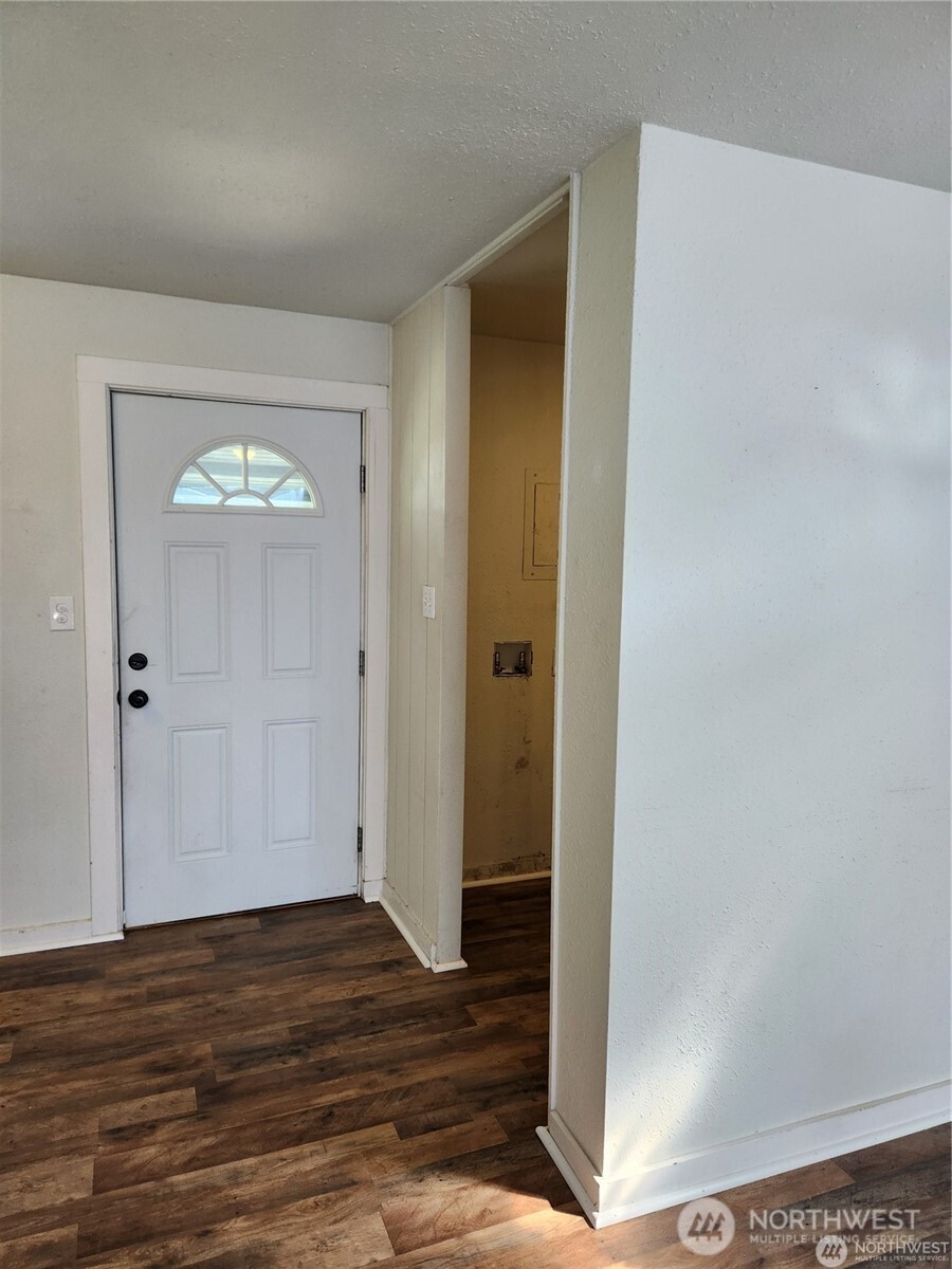 123 Acorn Street Bremerton WA 98310