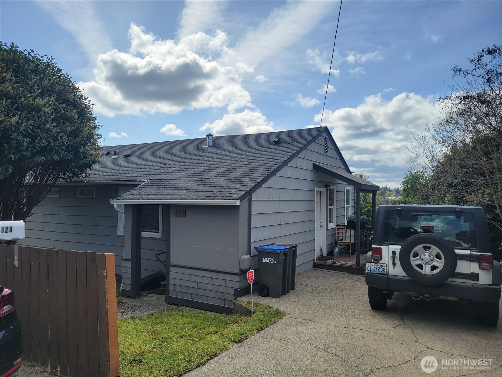 123 Acorn Street Bremerton WA 98310