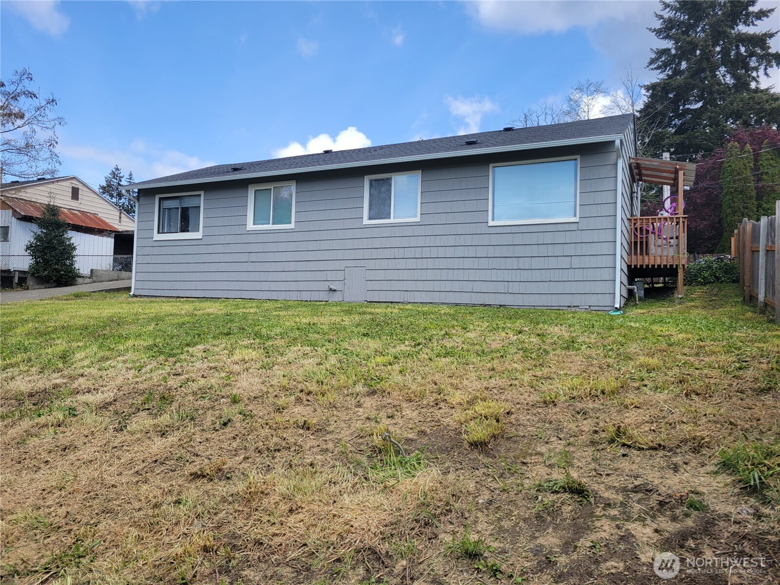 123 Acorn Street Bremerton WA 98310