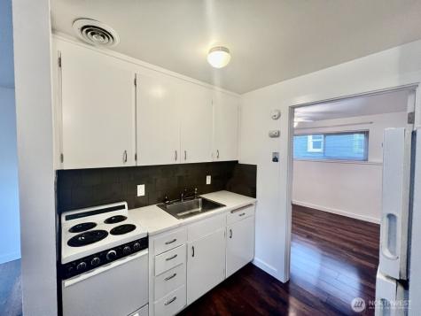 4200 Fremont Avenue N Seattle WA 98103
