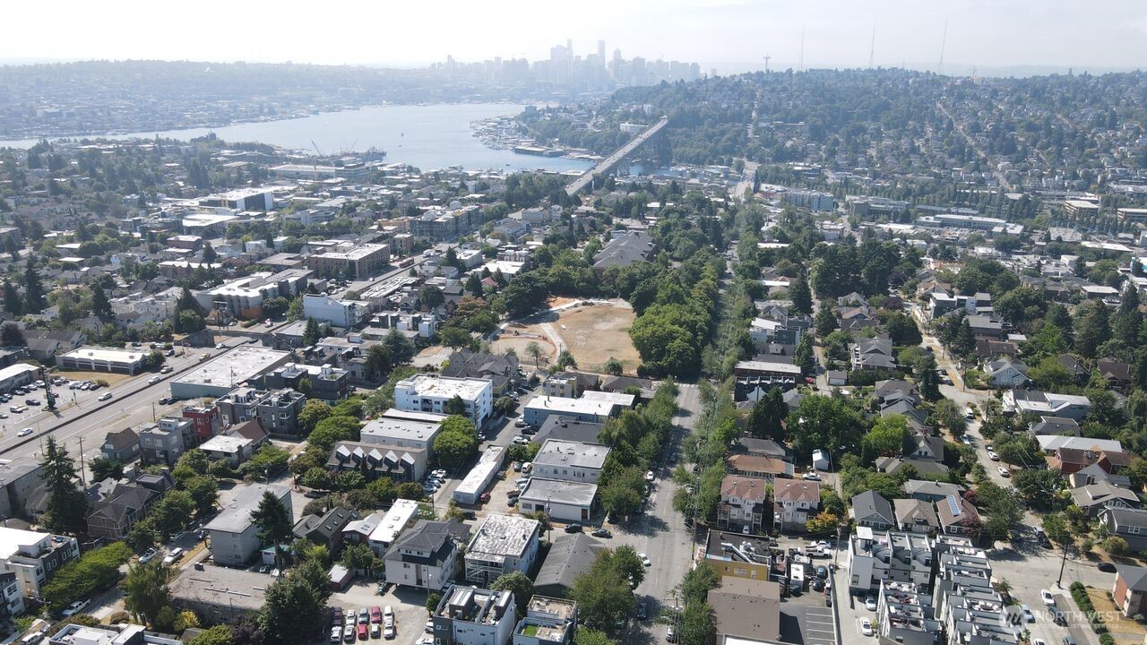 4200 Fremont Avenue N Seattle WA 98103