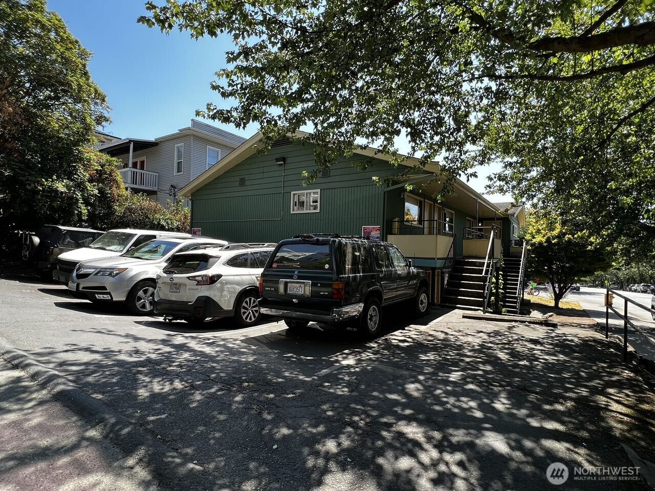 4200 Fremont Avenue N Seattle WA 98103
