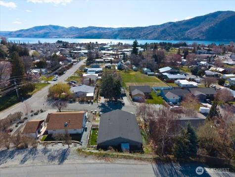 380 N Shore Court Manson WA 98831