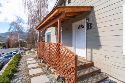 380 N Shore Court Manson WA 98831