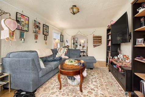 722 10th Avenue E Seattle WA 98102