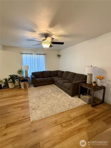 609 Grant Lane SW Tumwater WA 98512