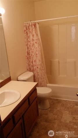 906 S 22nd Court Mount Vernon WA 98274
