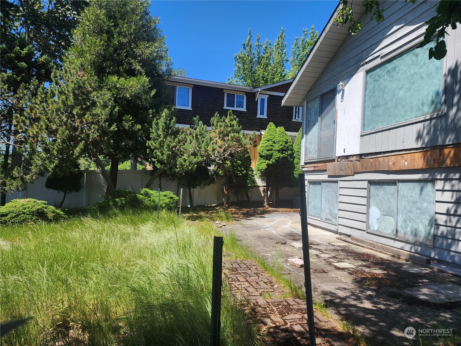 2325 Wheaton Way Bremerton WA 98310