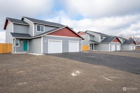 509 S Pine Avenue Warden WA 98857