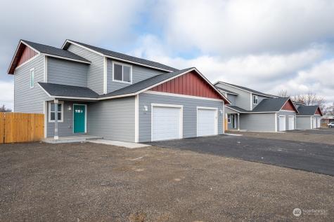 509 S Pine Avenue Warden WA 98857