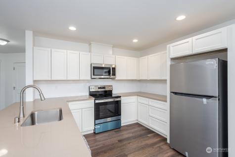 509 S Pine Avenue Warden WA 98857