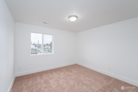 509 S Pine Avenue Warden WA 98857
