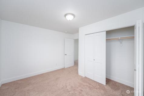 509 S Pine Avenue Warden WA 98857