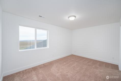 509 S Pine Avenue Warden WA 98857