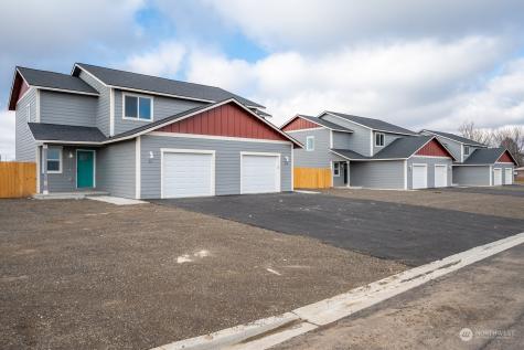 509 S Pine Avenue Warden WA 98857