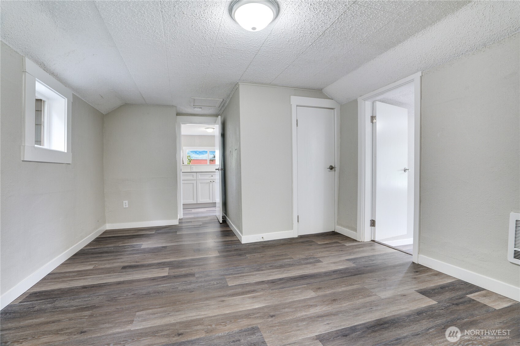 325 N Cambrian Bremerton WA 98312