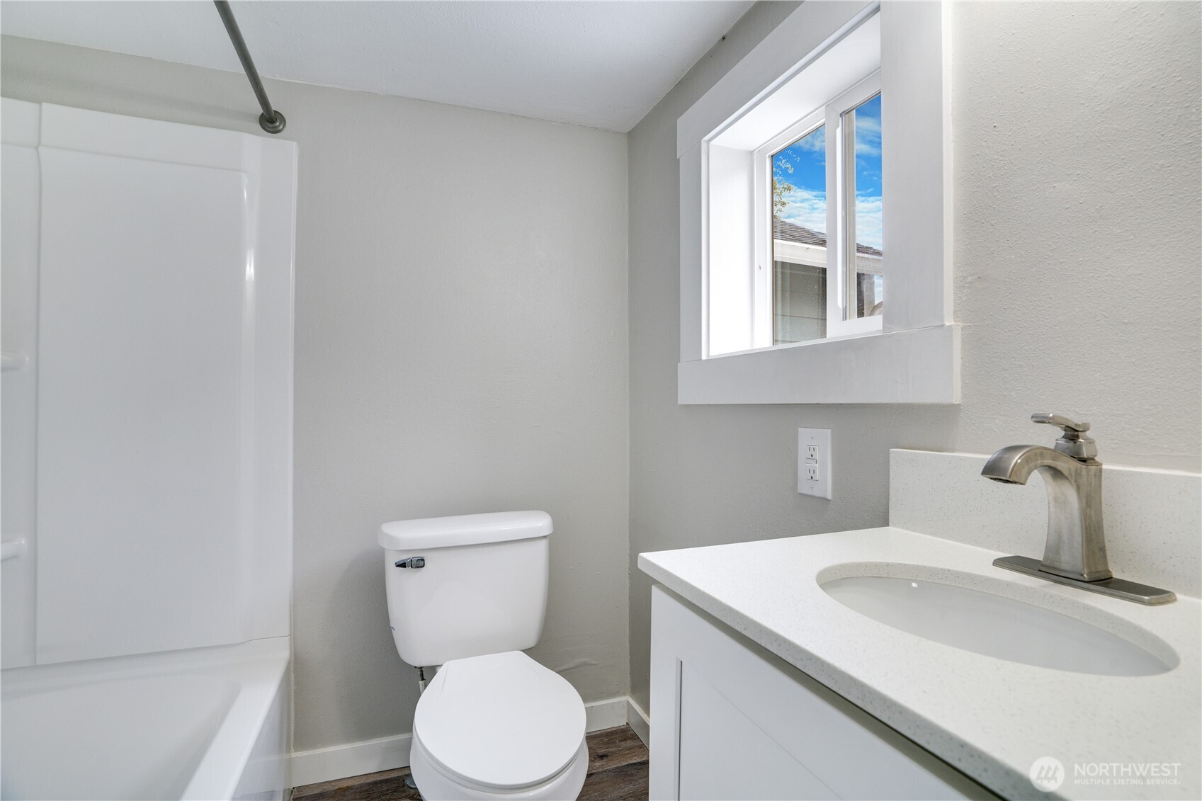 325 N Cambrian Bremerton WA 98312