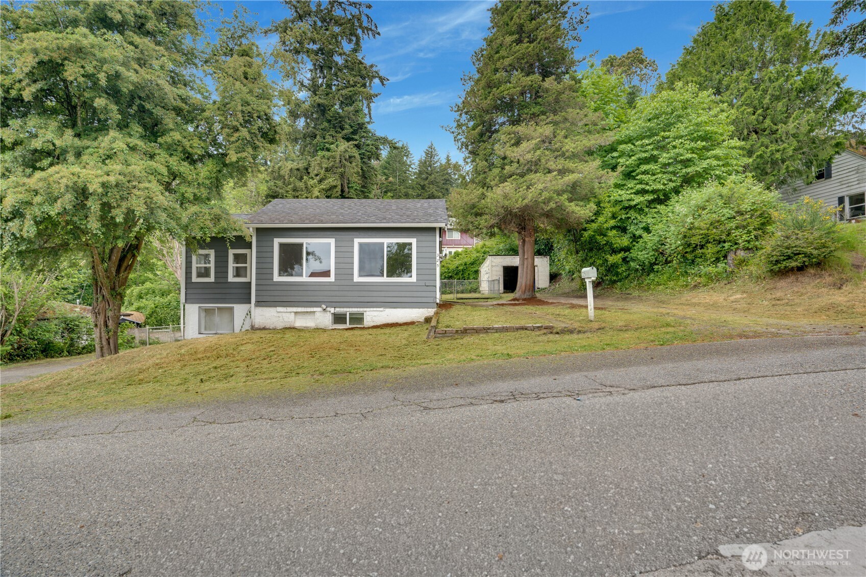 325 N Cambrian Bremerton WA 98312