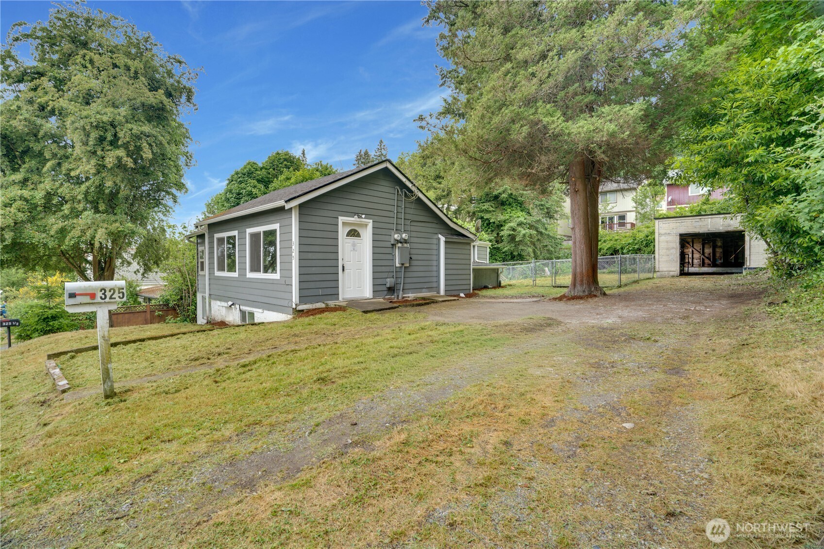 325 N Cambrian Bremerton WA 98312