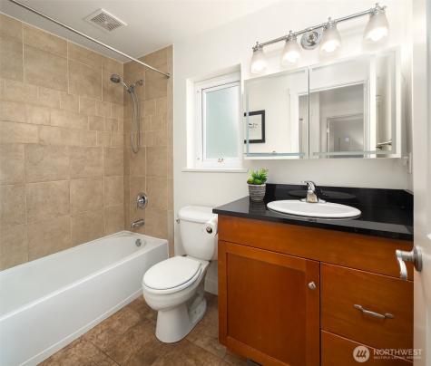 17 W Dravus Street Seattle WA 98119