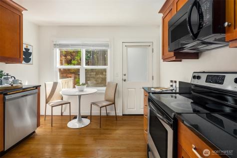 17 W Dravus Street Seattle WA 98119