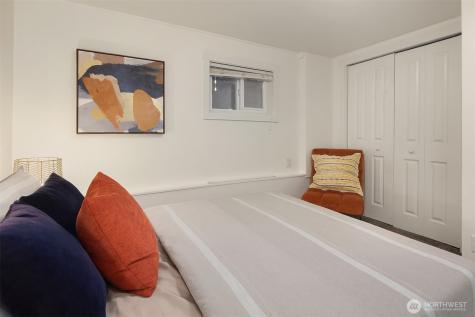 17 W Dravus Street Seattle WA 98119