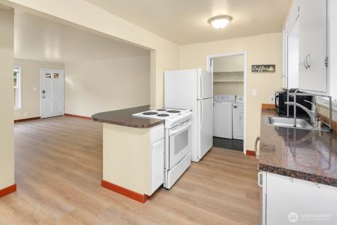 7311 Woodlawn Avenue NE Seattle WA 98115