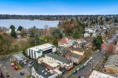 7311 Woodlawn Avenue NE Seattle WA 98115